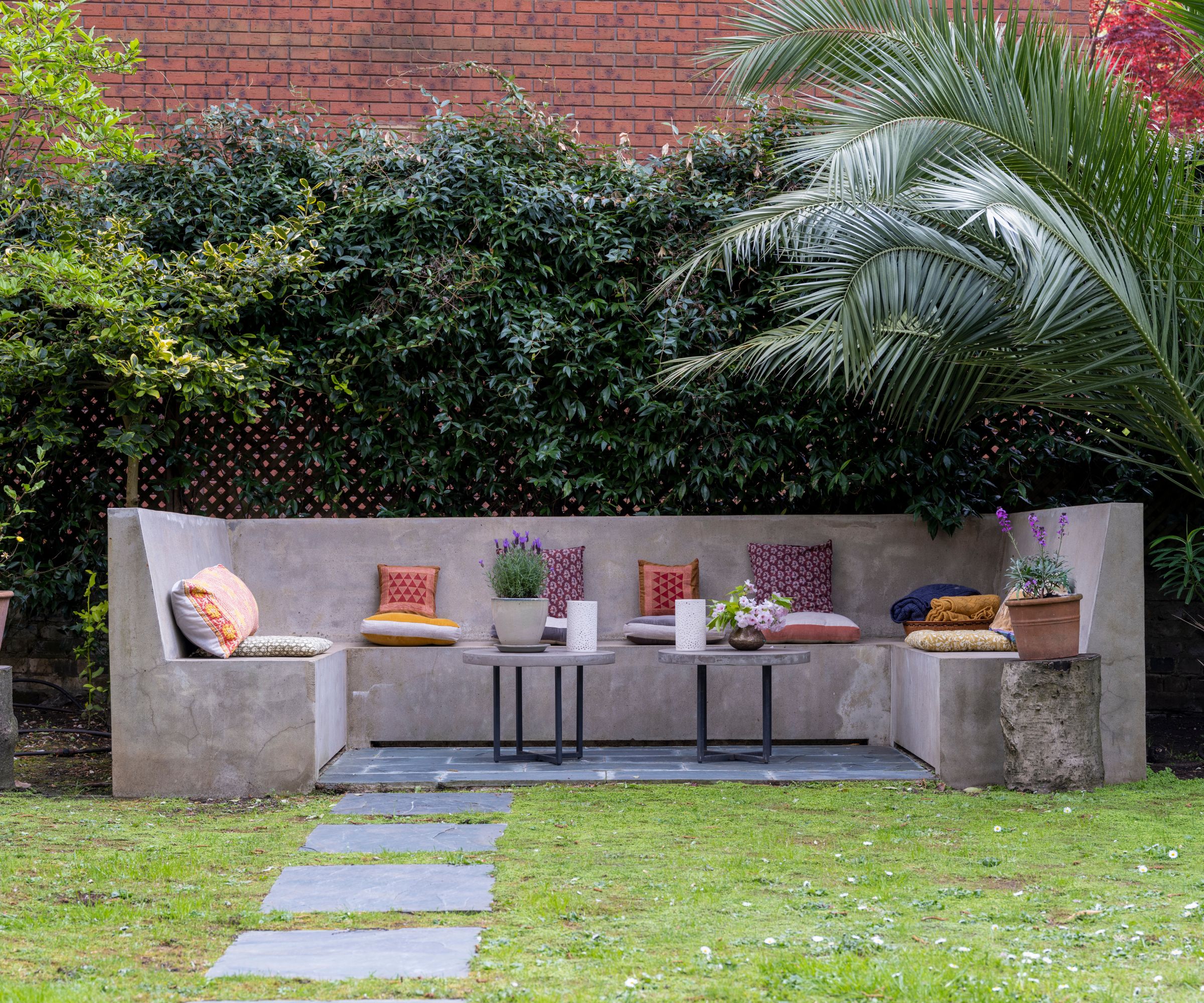 Lynsey de Paul's garden