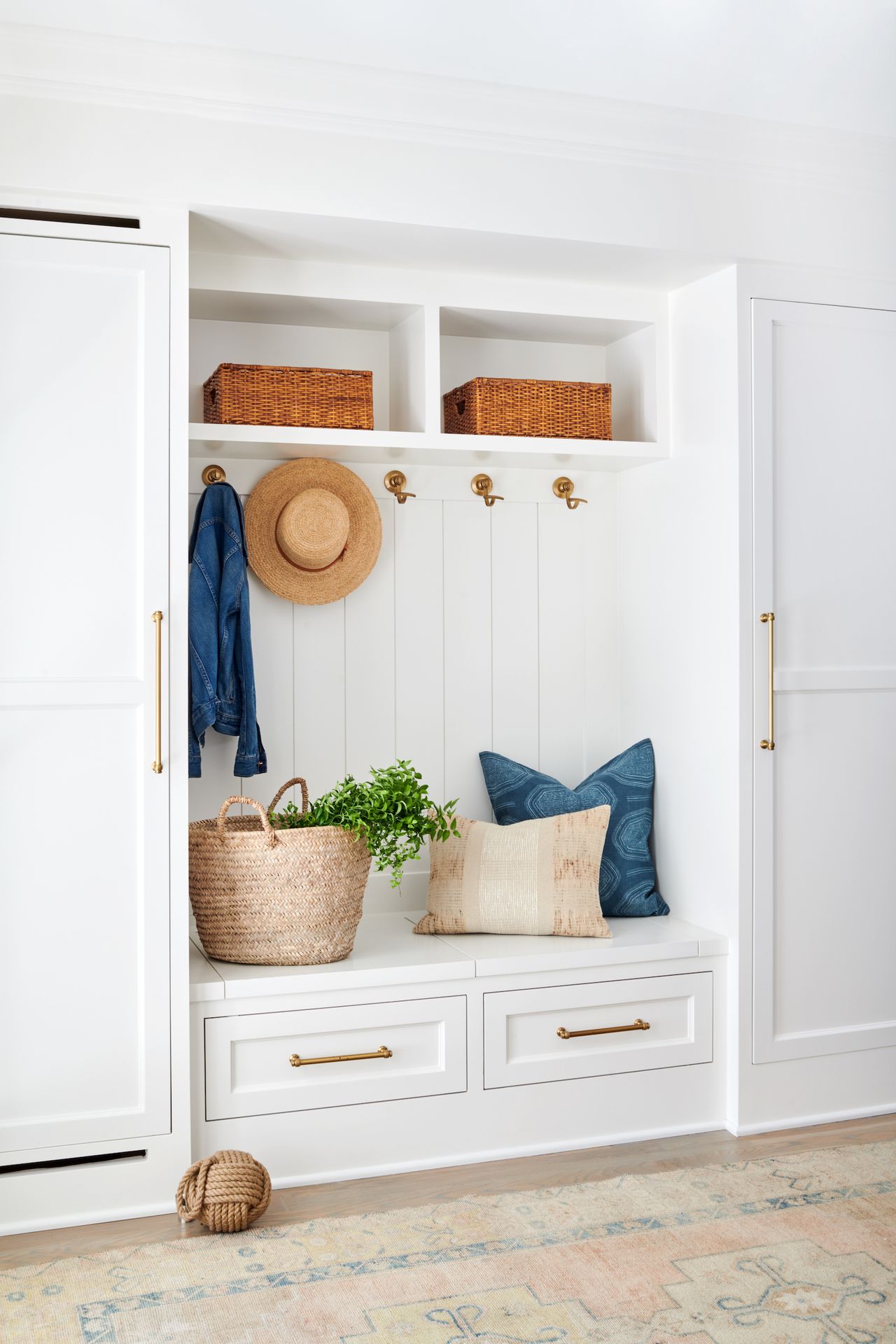 bicoastal interior design in manhattan beach property southern california