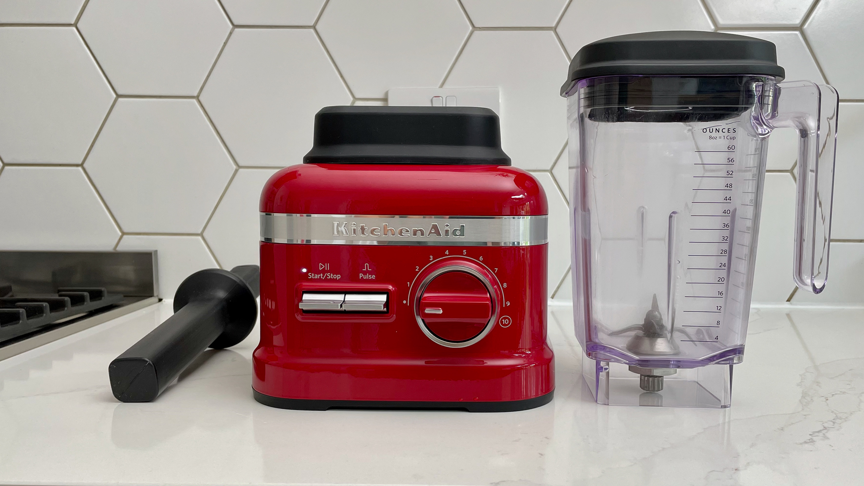 The KitchenAid High Performance Series Blender KSB6060 disasembled