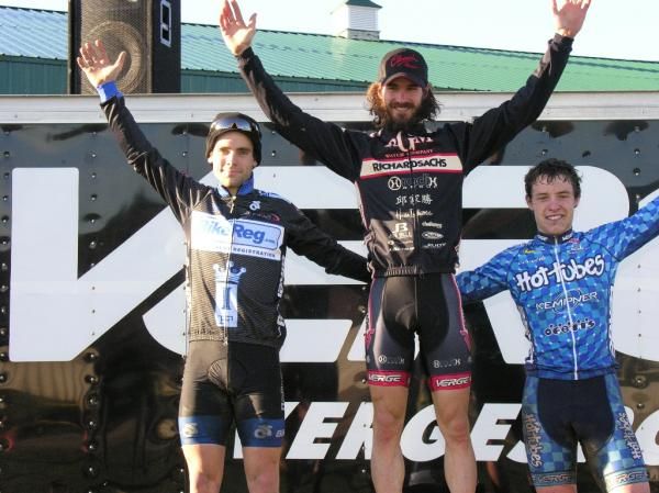 The elite men's podium (l_r): Justin Lindine, Dan Timmerman and Gavin Mannion.