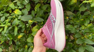 Side view of the Saucony Ride 17 running shoe