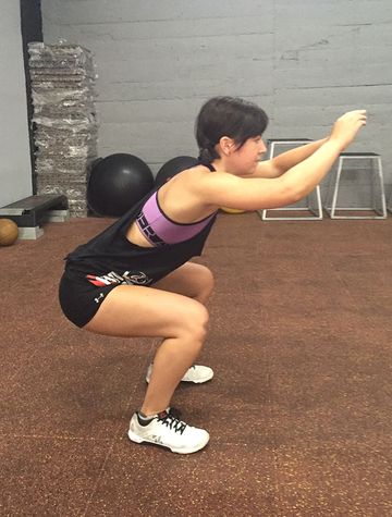 Thigh exercises: Follow our fitness expert's 30-day plan | GoodtoKnow