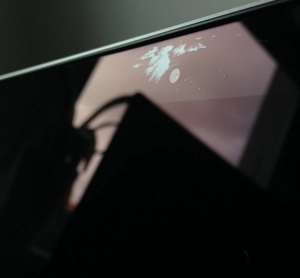 MacBook Air, MacBook Pro users Does your screen have "stains?" iMore