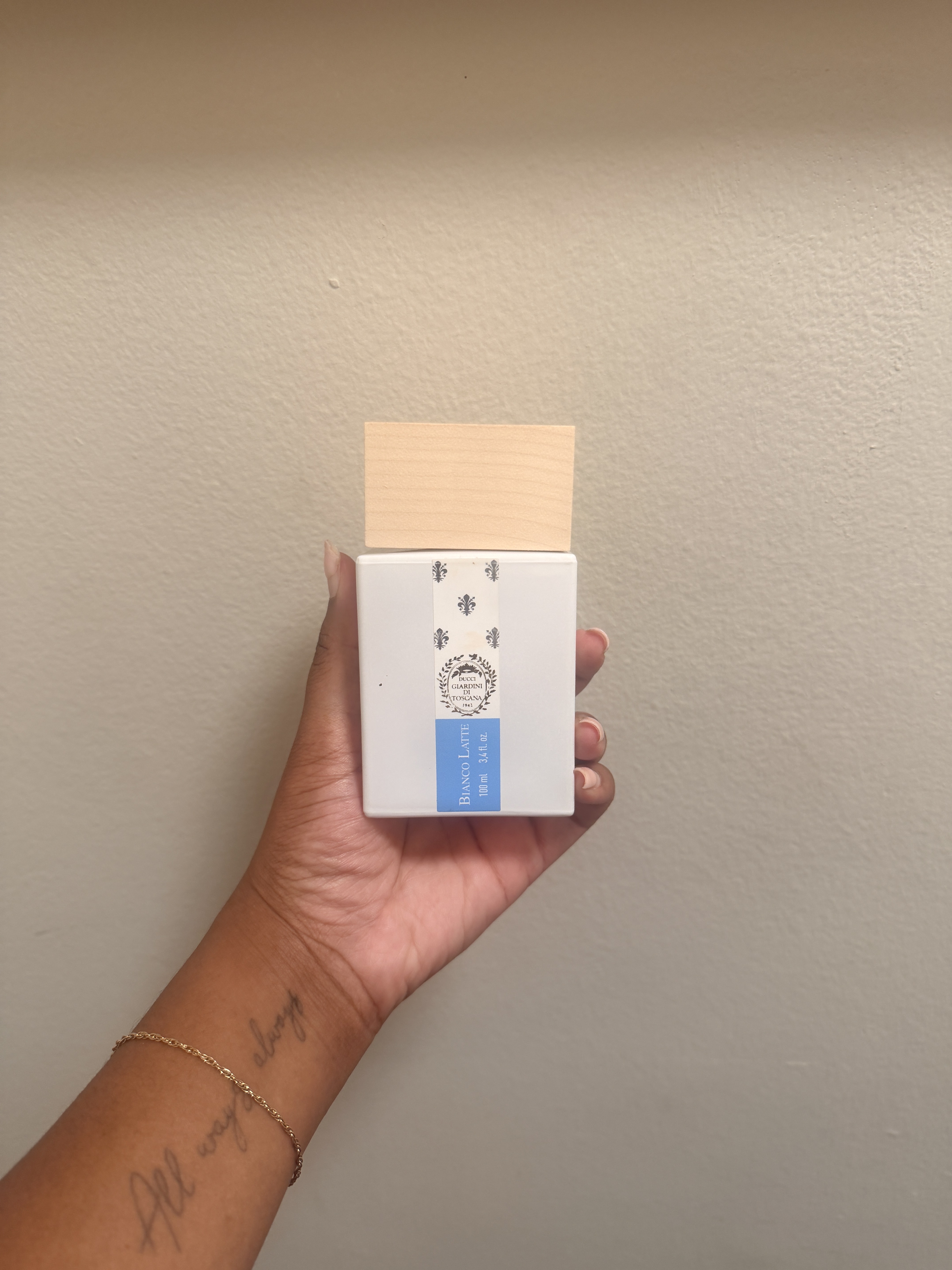 Ariel Baker testing Giardini Di Toscana Bianco Latte Eau De Parfum
