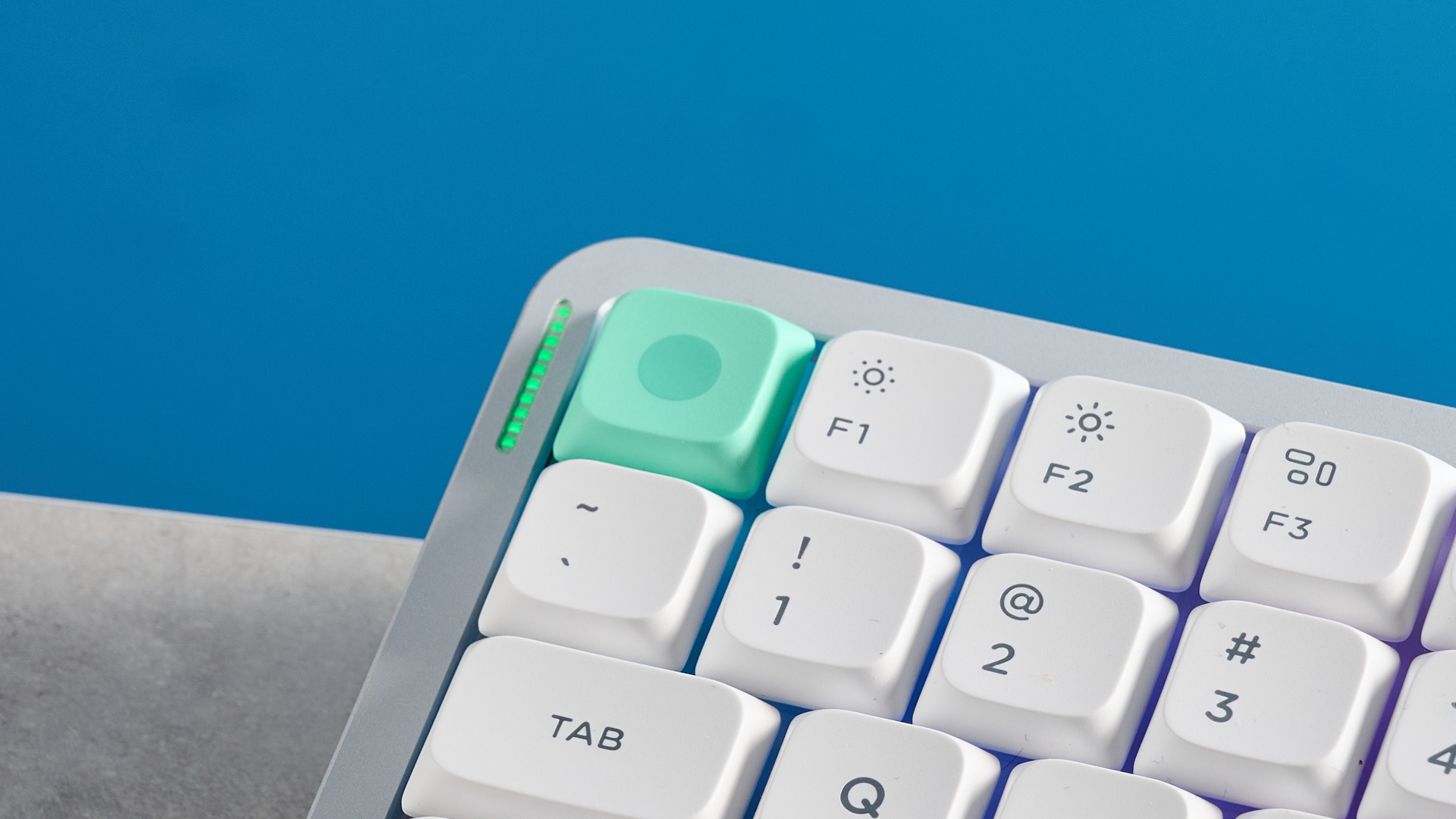NuPhy Air75 V3 close up of the escape key
