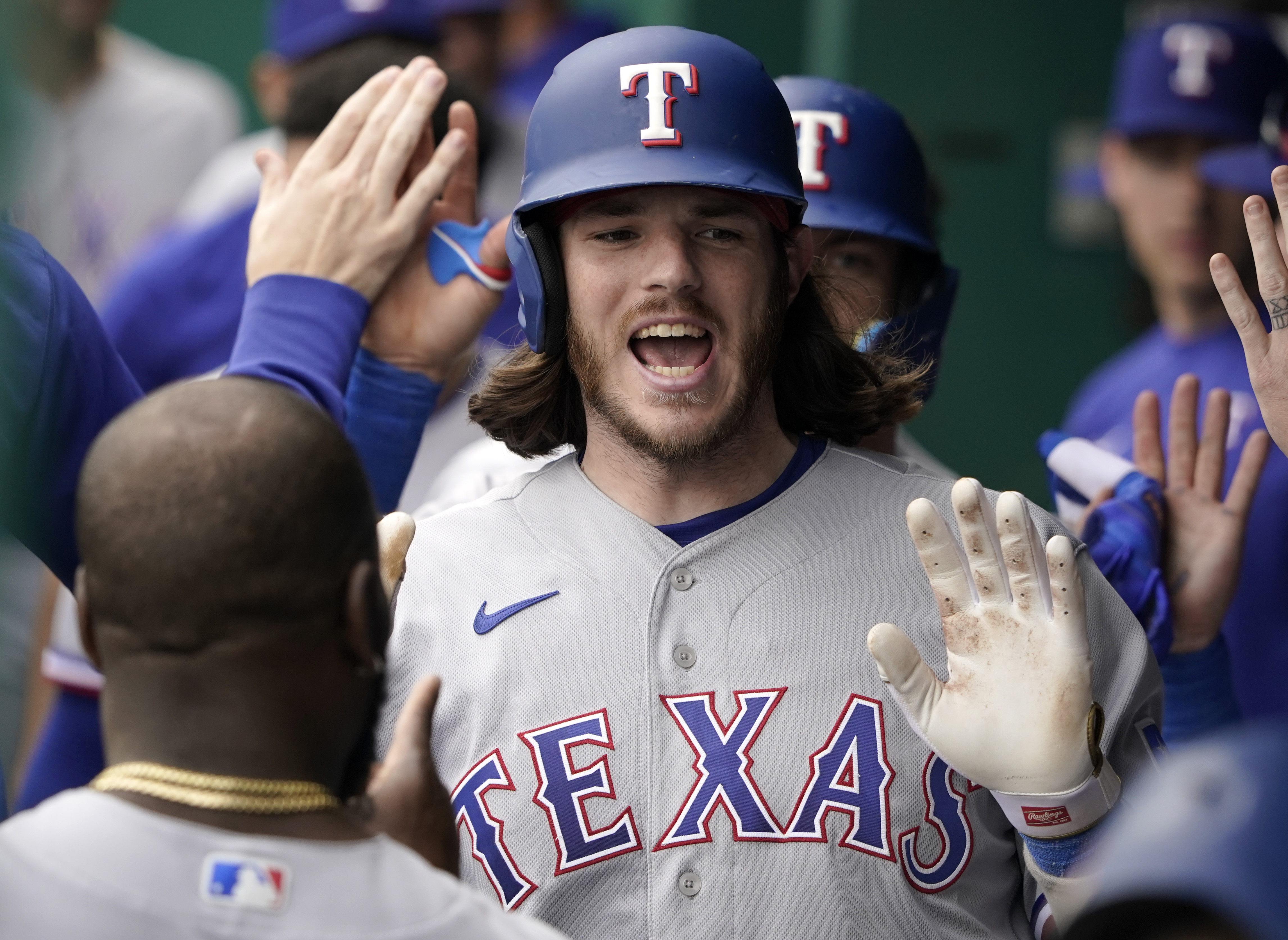 CBS Sports on X: Money spent on free agents prior to the 2022 MLB season: Texas  Rangers: $580,700,000 The 7 other teams to finish with 94+ losses in 2022  combined: $509,250,000  / X