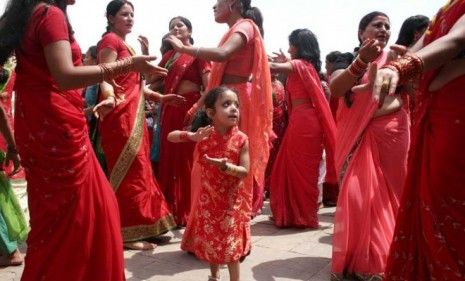 Nepali Hindu women