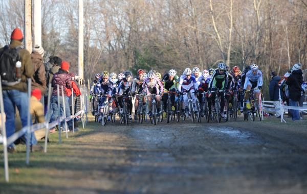 The Elite Men event gets underway.