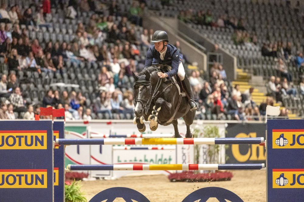 Showjumping results: Jack Whitaker and Scenletha