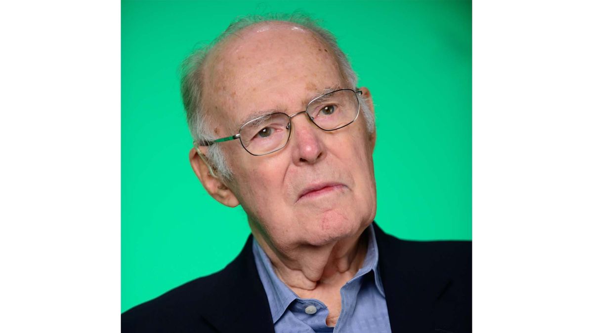 Gordon Moore, Intel Co-Founder And Creator Of Moore's Law, Dies At Age ...