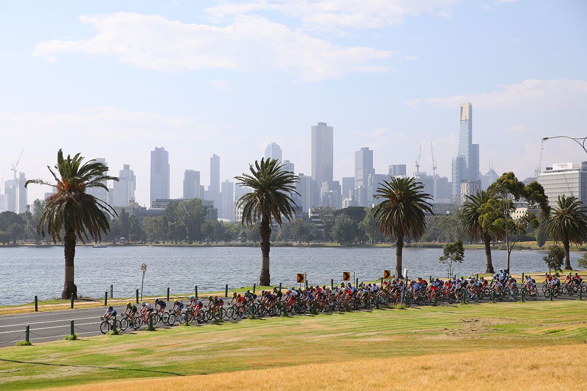 The peloton makes its way along the waterfront