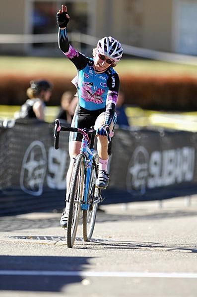 Amy Dombroski (Velo Bella) takes the win!