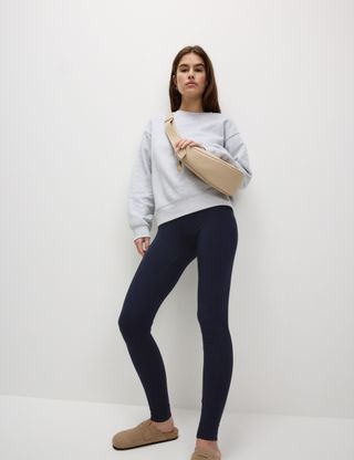 iaCwtxR7rkcoMhfAhiywJe-320-80 جعل لون Lindsay Lohan's Leggings Leggings ملابسها الأنيقة