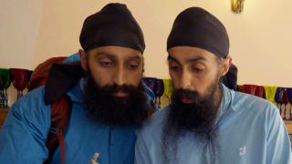 Jag and Jas looking at a clue