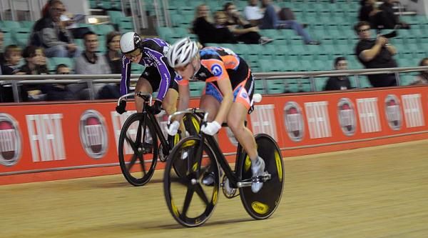 Rebecca James (Motor Point Marshalls) won a hard-fought sprints semi-final battle against Jess Varnish (Halesowen A &amp; CC).