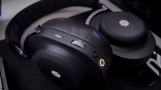 Master & Dynamic MG20