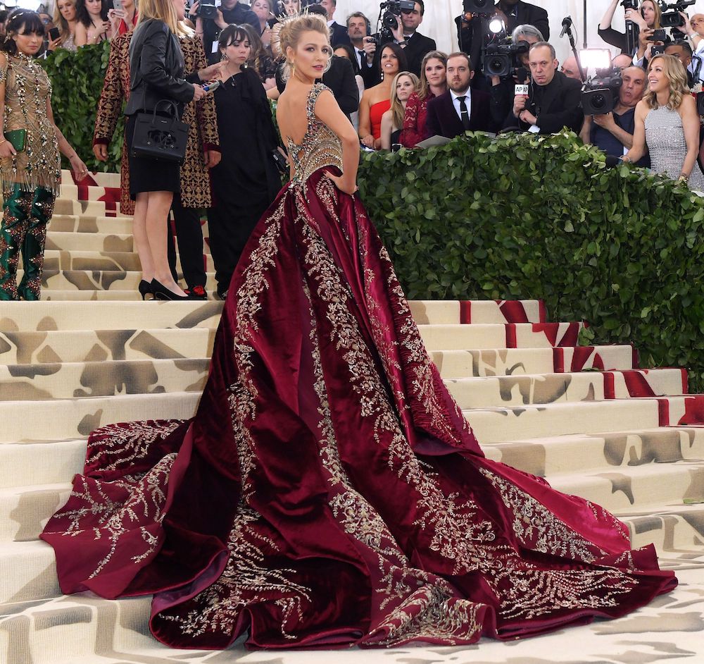 Blake Lively's Met Gala Dress Took An Incredible Amount Of Time To Make ...