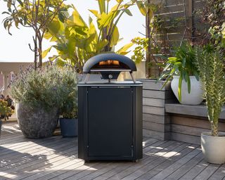 Pizza oven unit on a deck