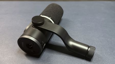 HyperX FlipCast