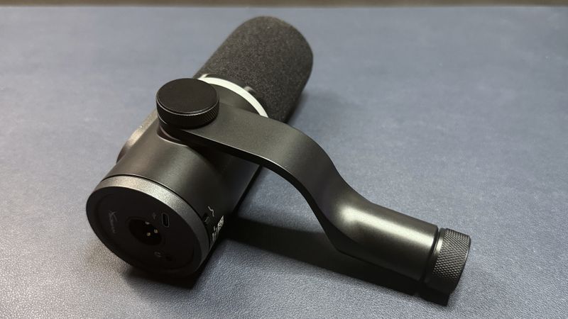 HyperX FlipCast