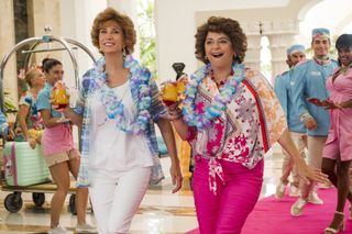 Kristen Wiig and Annie Mumolo in still from Barb & Star Go To Vista Del Mar.