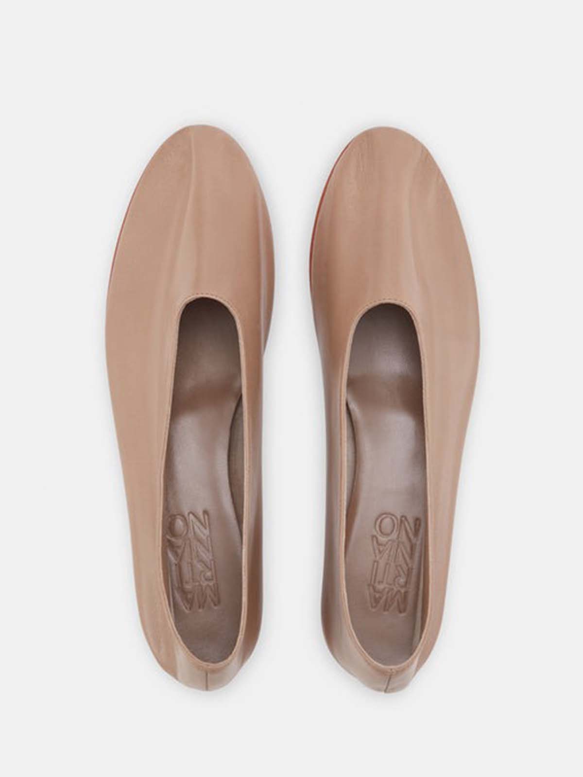 martiniano, Glove Flat