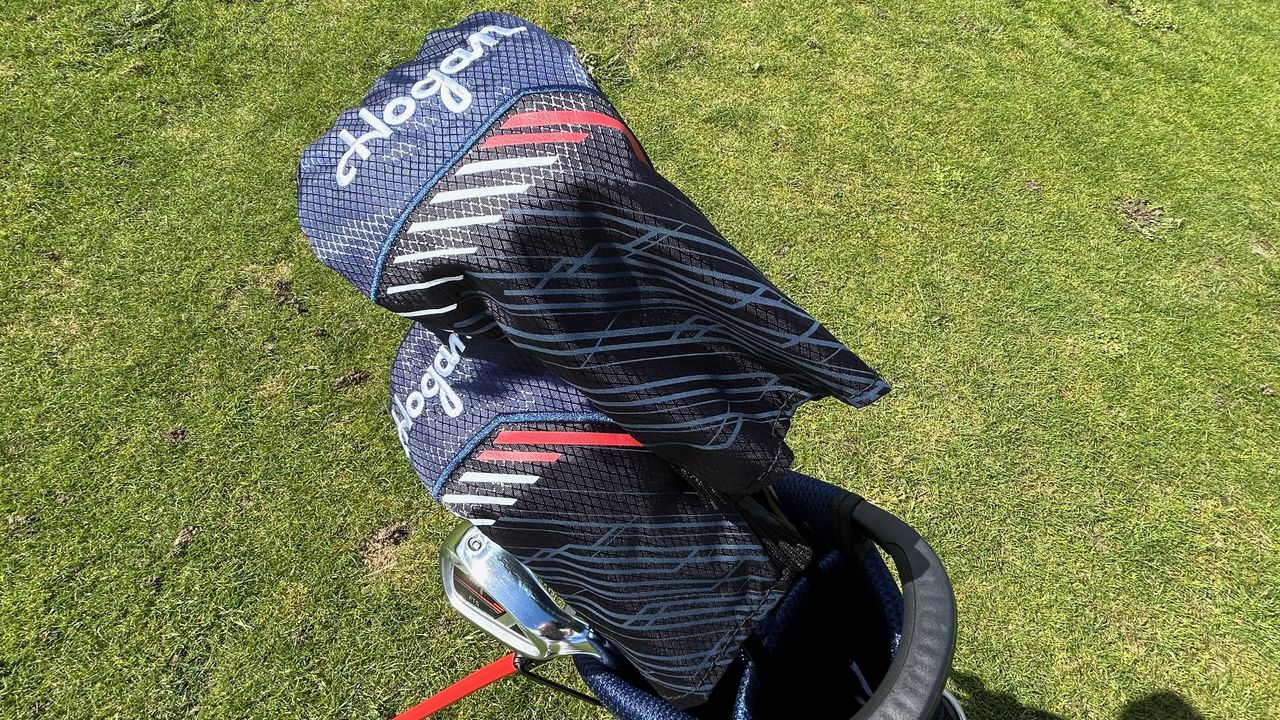 Photo of the headcovers of the Hogan FTS Junior package set