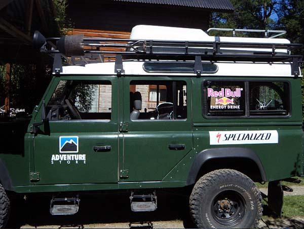Flavio, the Specialized dealer in San Martin de los Andes picked me up in this sweet all terrain vehicle