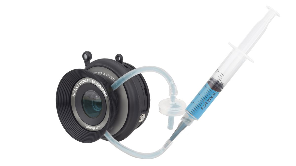 Is Sutton&#039;s Liquid-Filled Lens + LomoMod No. 1 the best Lomography products yet? 