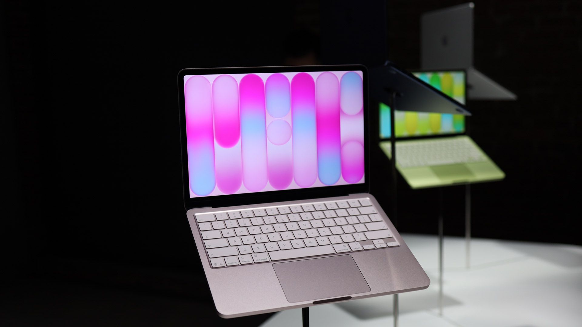 MacBook Neo dari Apple memakukan netbook dengan tidak seperti itu