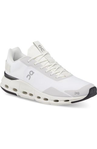 Cloudnova Form Sneaker