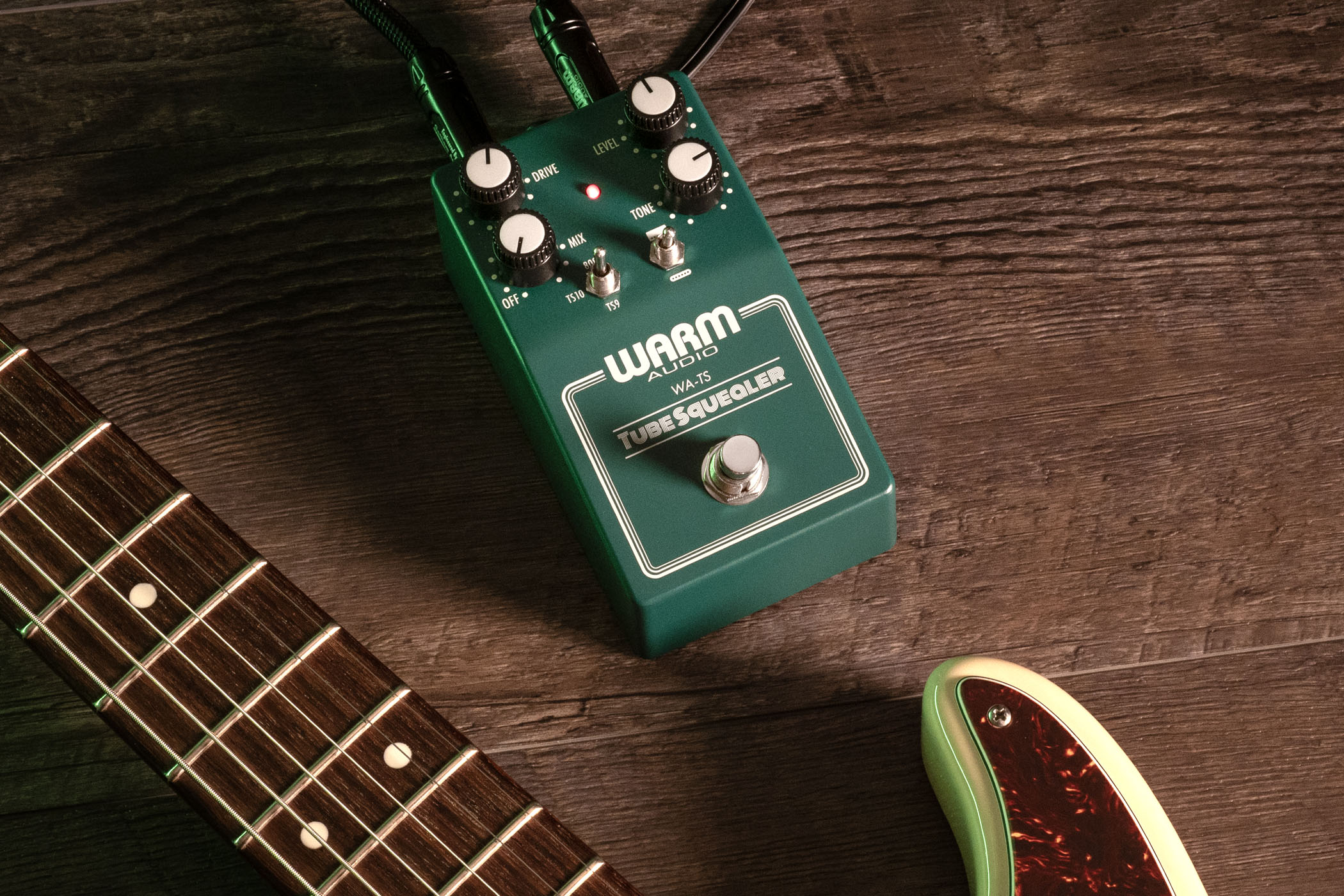Warm Audio Tube Squealer, a 3-in-1 TS-inspired drive with mix control, and lots of modded features – but yes, it has a similar green-box presentation as the pedal that inspired it.