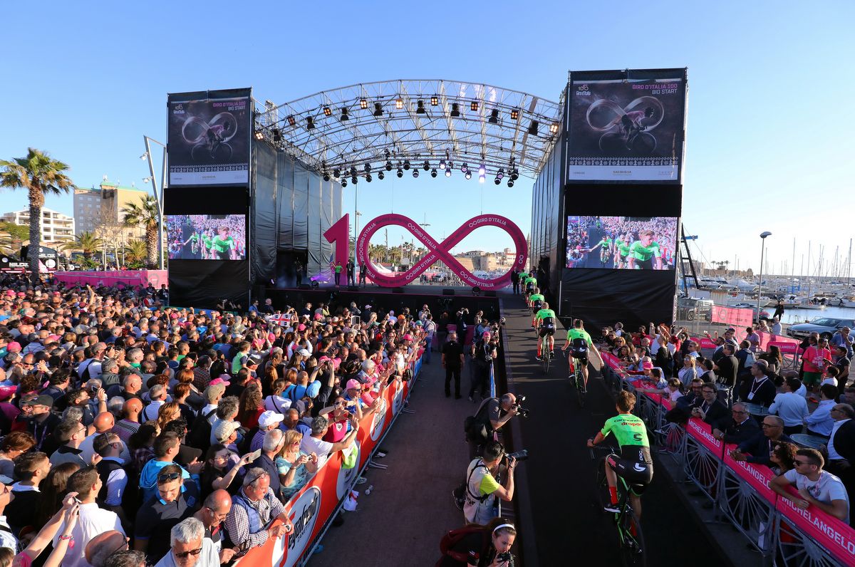Cannondale-Drapac at the team presentation