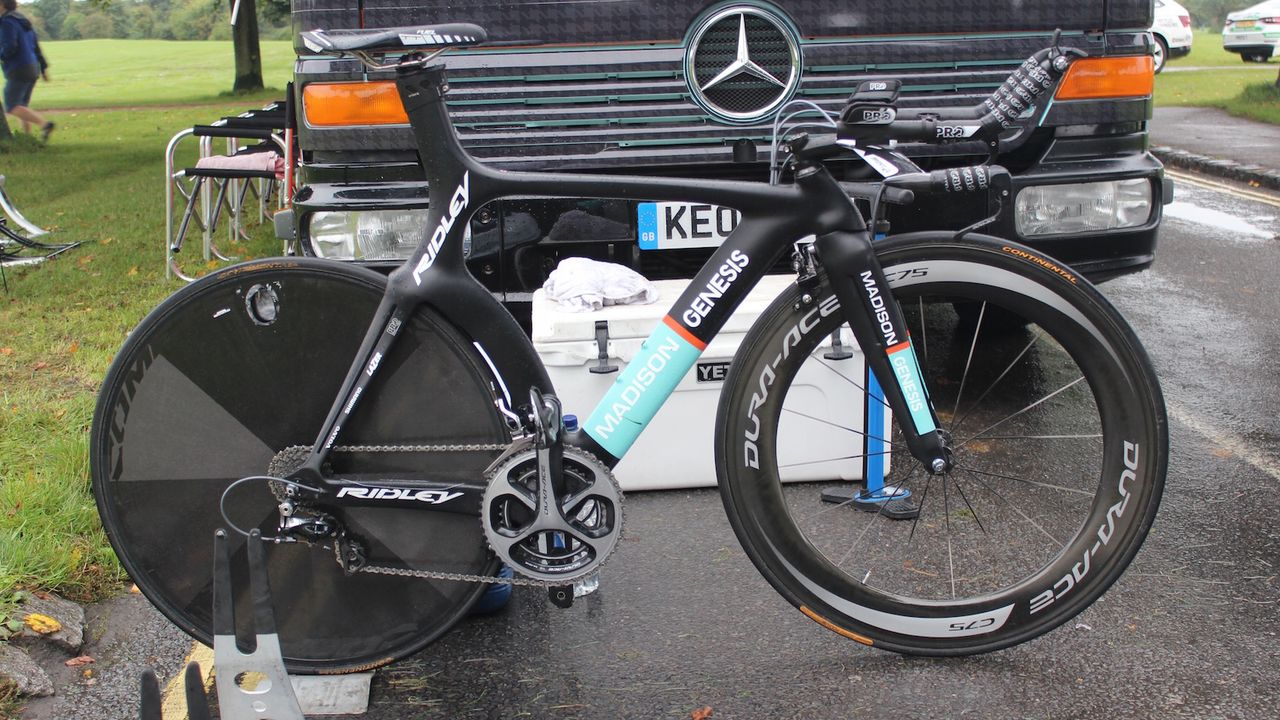 Team Madison Genesis use Ridley Dean TT bikes