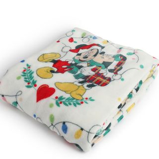bedding set of mickey and minnie mouse print