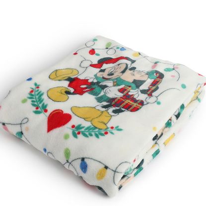 The Primark Christmas Mickey Mouse bedding Disney fans need | Ideal Home