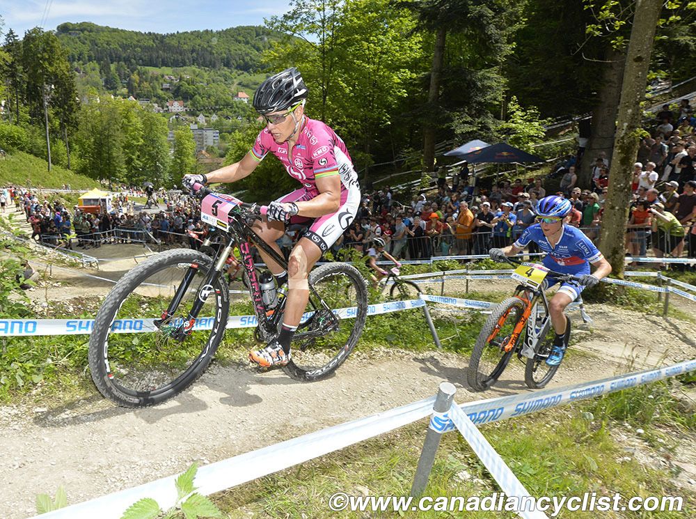 Sabine Spitz (Sabine Spitz Pro Team) was dropped on the fourth lap by Catharine Pendrel