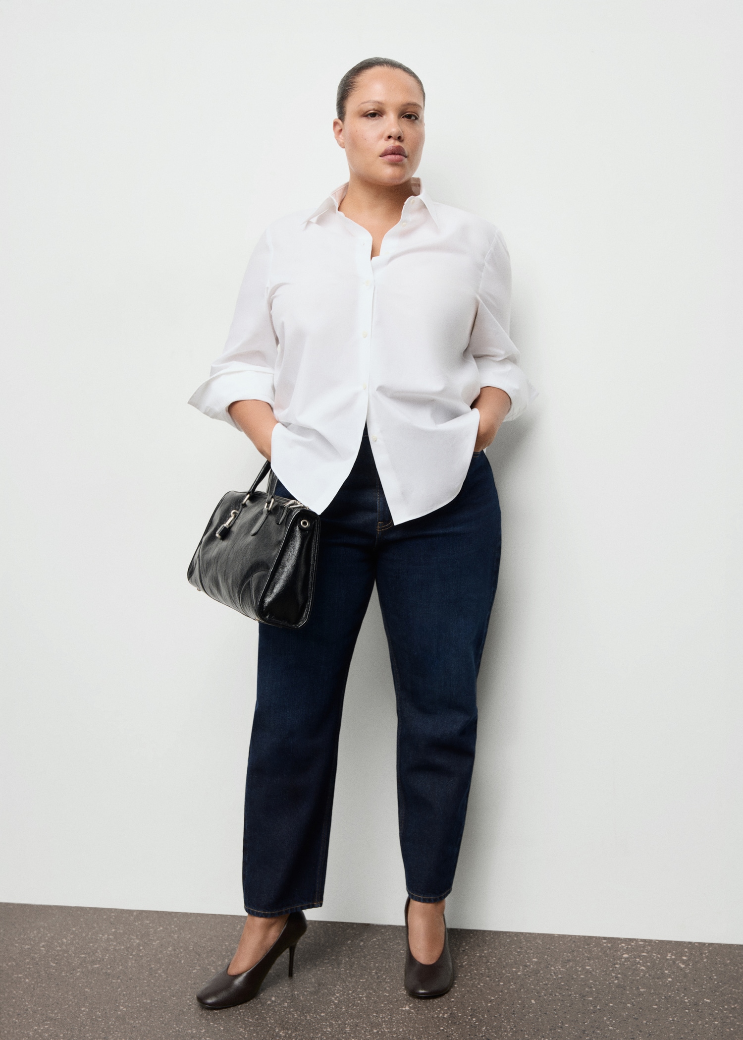 Mom2000 High-Rise Jeans - Women | Mango United Kingdom