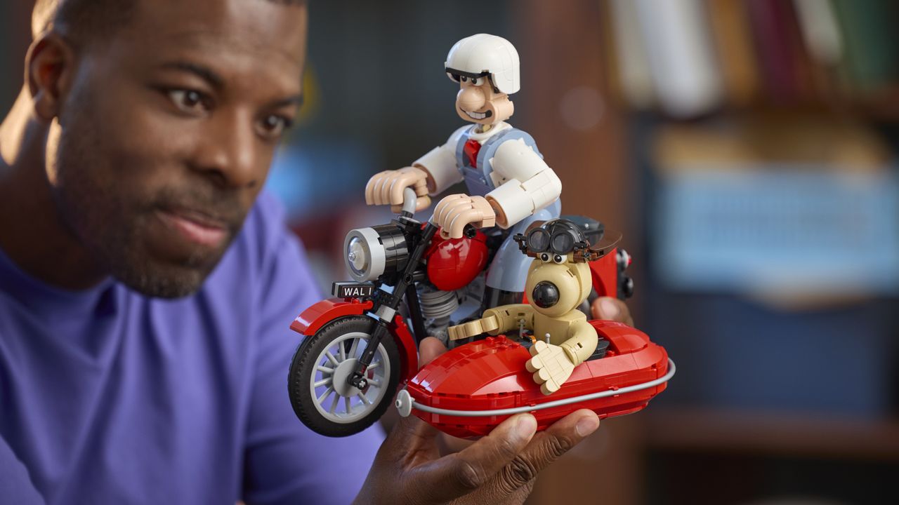 Fans are loving new Lego Wallace & Gromit, but the same can't be said for Buddy the Elf