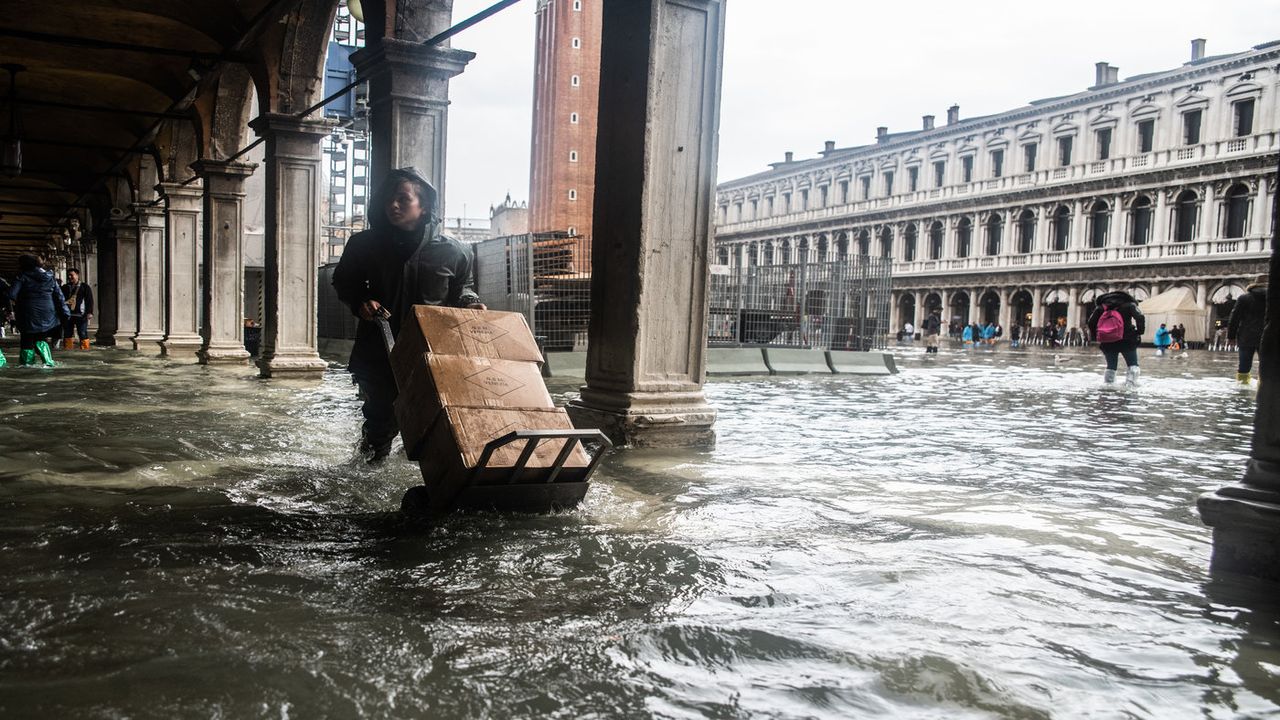 Weather emergency In Venice, italy, on 29 October 2018 due to the High water: almost all the city have been underwater with a maximum level reached of 160cm on the sea level. (Photo by Giacom