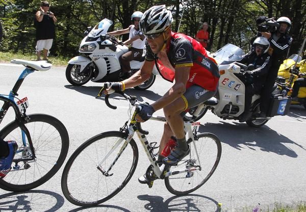 Armstrong digs deep on the climbs.
