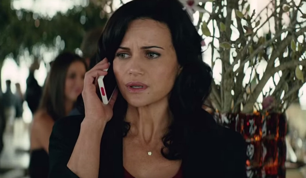 Carla Gugino in San Andreas