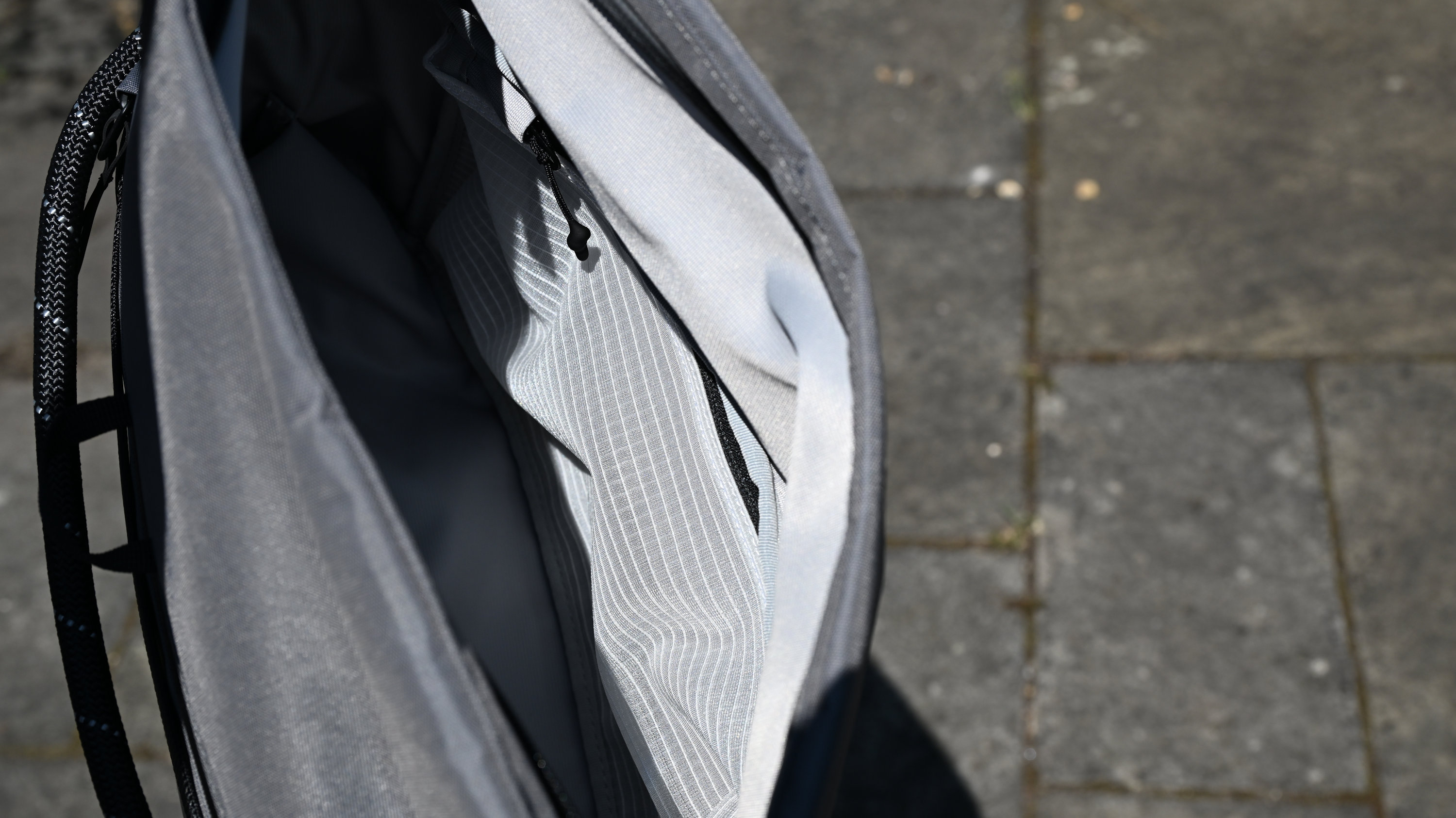 Manfrotto Uncover Messenger / Sling product image