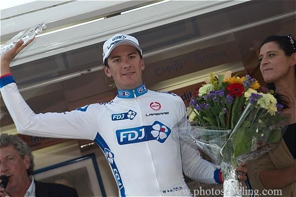 Anthony Roux (FDJ) on the podium after winning the Grand Prix de la Somme.