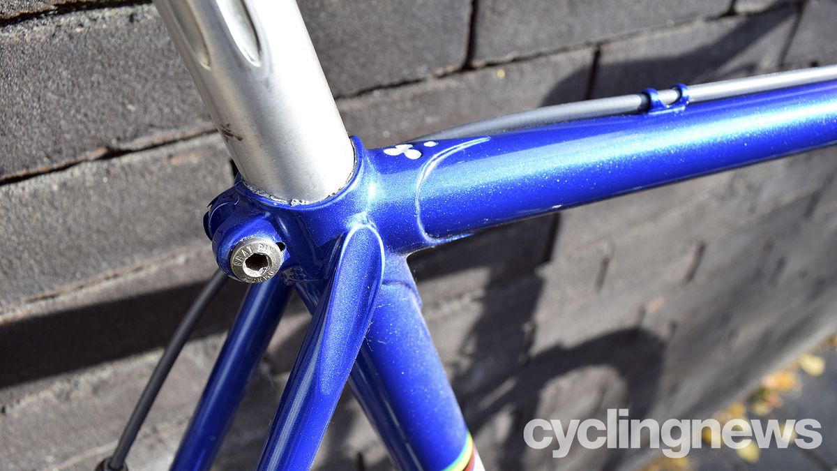 Petrus: frame seat cluster