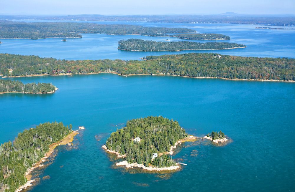 6 lovely homes on private islands The Week