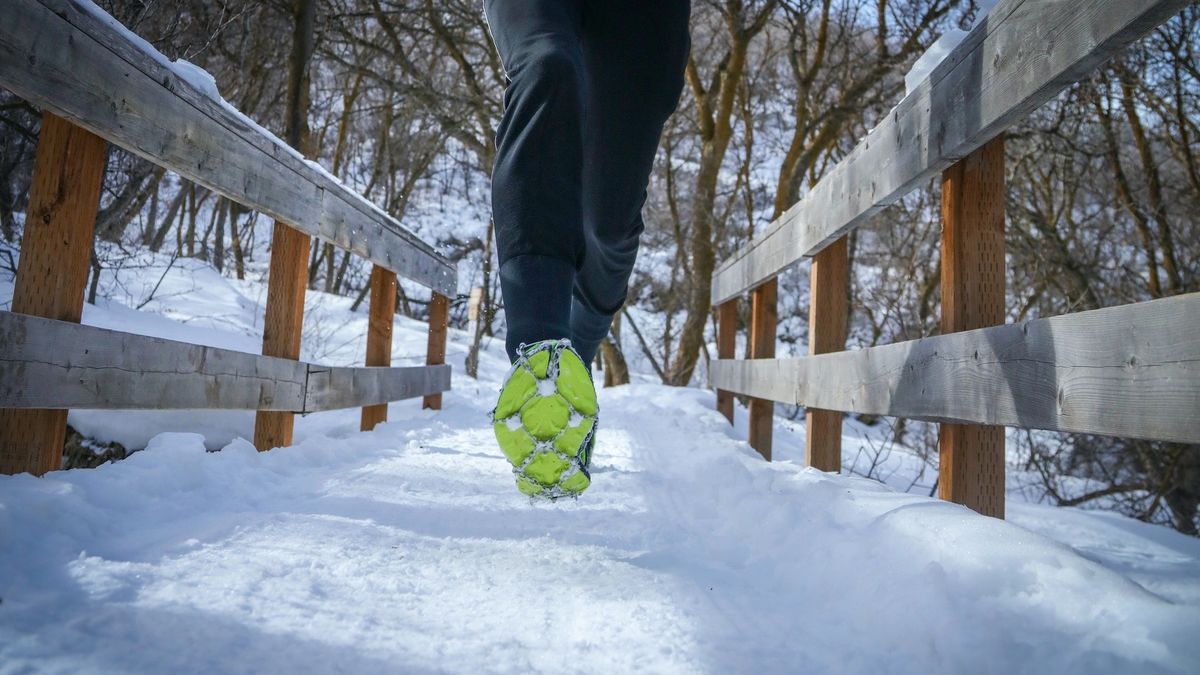 Winter running gear everything you need to know Advnture