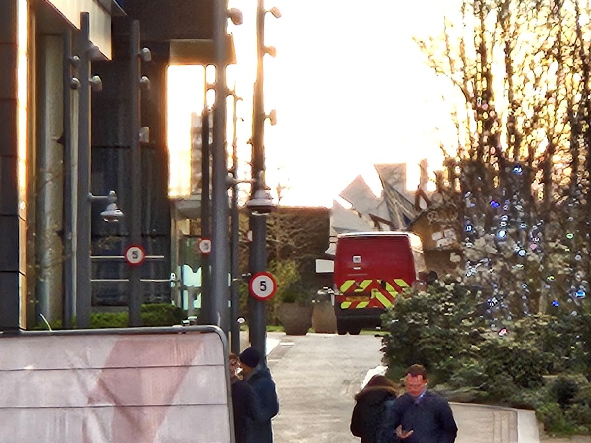 Samsung Galaxy S23 Plus zoom image