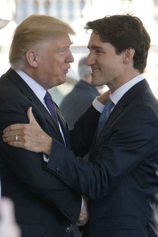 Justin Trudeau handshake