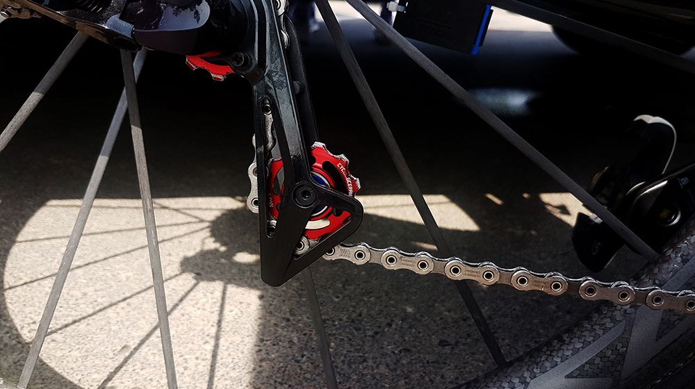Vital Concept customised their Shimano Dura-Ace R9150 rear derailleurs with Cycling Ceramic jockey wheels